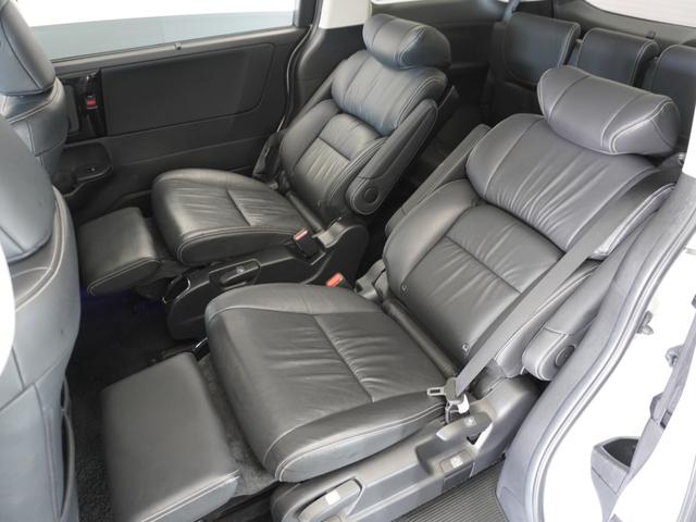 オデッセイ アブソルート・ＥＸホンダセンシング　１年保証マルチビューカメラシステム＋スマートパーキングアシスト　ブラインドスポットインフォメーション運転席８ウェイパワーシート本革シート１８ＡＷ運転席助手席シートヒーター＋助手席４ウェイパワーシート（28枚目）