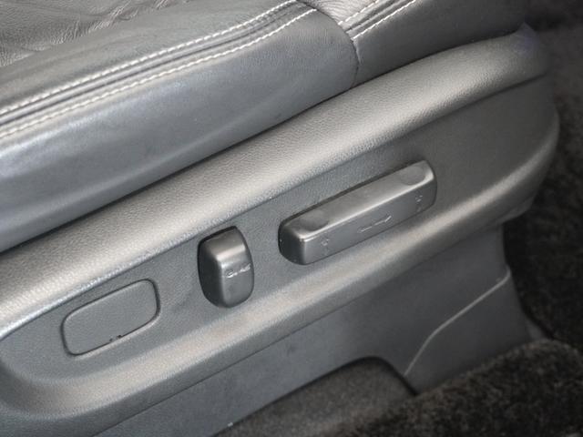 オデッセイ アブソルート・ＥＸホンダセンシング　１年保証マルチビューカメラシステム＋スマートパーキングアシスト　ブラインドスポットインフォメーション運転席８ウェイパワーシート本革シート１８ＡＷ運転席助手席シートヒーター＋助手席４ウェイパワーシート（30枚目）