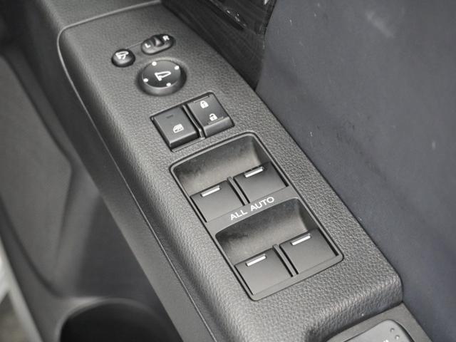 オデッセイ アブソルート・ＥＸホンダセンシング　１年保証マルチビューカメラシステム＋スマートパーキングアシスト　ブラインドスポットインフォメーション運転席８ウェイパワーシート本革シート１８ＡＷ運転席助手席シートヒーター＋助手席４ウェイパワーシート（34枚目）