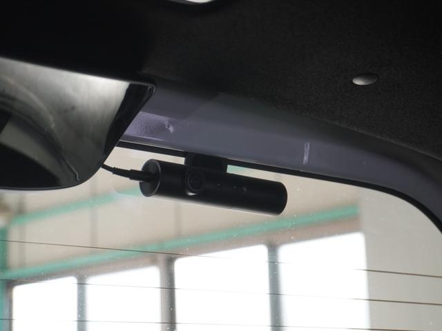 Ｎ－ＢＯＸカスタム Ｌターボスタイル＋ブラック　２年保証　フルセグ　Ｒカメラ　ＬＥＤヘッドライト　オートリトラミラー　リア左右パワースライドドア　運転席助手席シートヒーター　シートバックテーブル　１５ＡＷ　　本革巻ステアリングホイール　前後ドラレコ（7枚目）