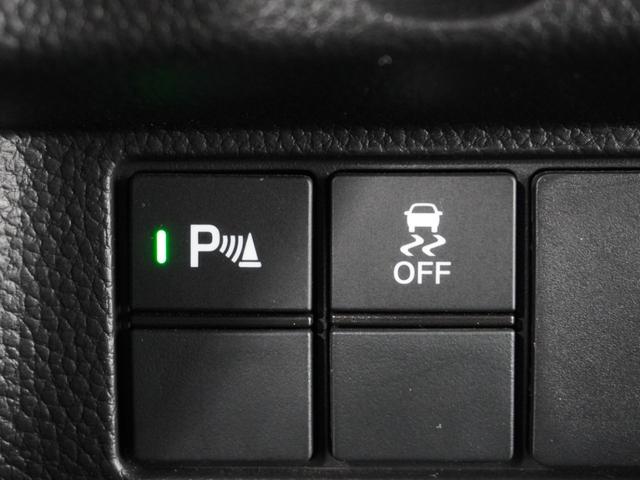 Ｎ－ＢＯＸカスタム Ｌターボスタイル＋ブラック　２年保証　フルセグ　Ｒカメラ　ＬＥＤヘッドライト　オートリトラミラー　リア左右パワースライドドア　運転席助手席シートヒーター　シートバックテーブル　１５ＡＷ　　本革巻ステアリングホイール　前後ドラレコ（18枚目）