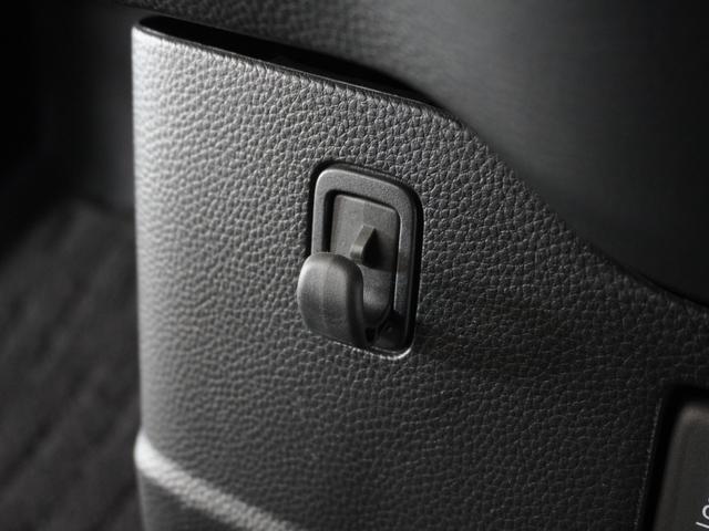 Ｎ－ＢＯＸカスタム Ｌターボスタイル＋ブラック　２年保証　フルセグ　Ｒカメラ　ＬＥＤヘッドライト　オートリトラミラー　リア左右パワースライドドア　運転席助手席シートヒーター　シートバックテーブル　１５ＡＷ　　本革巻ステアリングホイール　前後ドラレコ（50枚目）