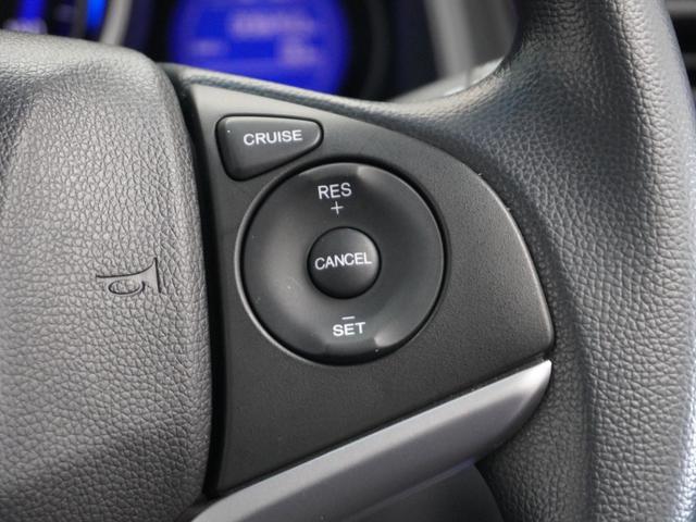 フィット 13G・Lパッケージ 1年保証 フルセグ Rカメラ LEDヘッドライト あんしんパッケージ ドライブレコーダー クルーズコントロール FLパッケージ オートリトラミラー オートライト アームレスト付センターコンソールBOX(11枚目)