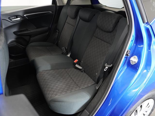 フィット 13G・Lパッケージ 1年保証 フルセグ Rカメラ LEDヘッドライト あんしんパッケージ ドライブレコーダー クルーズコントロール FLパッケージ オートリトラミラー オートライト アームレスト付センターコンソールBOX(21枚目)