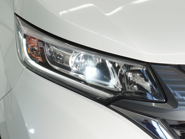 フリード Ｇ・ホンダセンシング　１年保証　フルセグ　Ｒカメラ　ＬＥＤヘッドライト＋アクティブコーナリングライト　リア左右パワースライドドア　センターテーブル　ＣＳパッケージ　コンフォートビューＰＫ　オートライト　ドラレコ　７人乗り（14枚目）