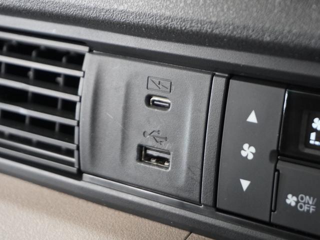 Ｎ－ＢＯＸジョイ ターボ　２年保証　フルセグ　Ｒカメラ　ＬＥＤヘッドライト　オートリトラミラー　リア左右パワースライドドア　パドルシフト　ドラレコ　運転席助手席シートヒーター　シートバックテーブル　本革巻ステアリングホイール（9枚目）