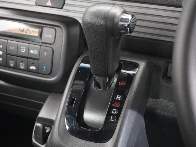 Ｎ－ＶＡＮ＋スタイル ファン・ターボホンダセンシング　１年保証　フルセグ　Ｒカメラ　フルＬＥＤヘッドライト　オートライト　充電用ＵＳＢジャック（急速充電対応タイプ２個付）フロントシートアームレスト　電動格納式リモコンカラードドアミラーリア左右スライドドア（37枚目）