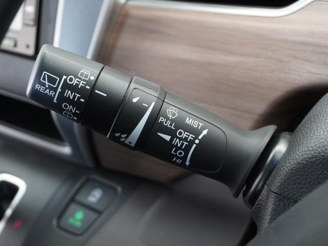 フリード Ｇ・ホンダセンシング　２年保証　フルセグ　Ｒカメラ　リア左右パワースライドドア　センターテーブル　オートリトラミラー　Ｃパッケージ　運転席助手席シートヒーター　ドライブレコーダー　オートライト（36枚目）