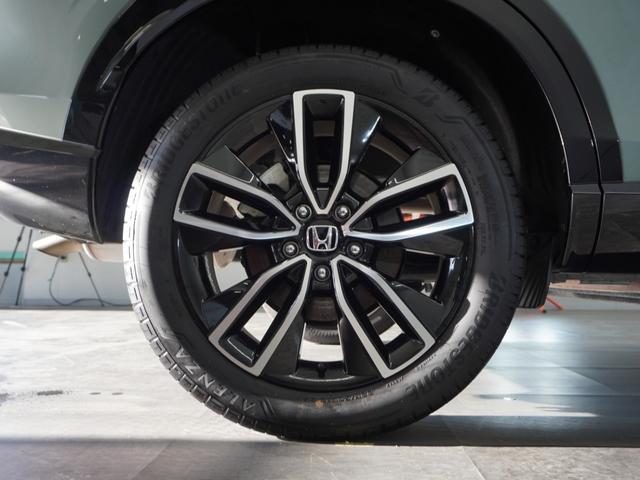 ヴェゼル ｅ：ＨＥＶＺ・ＰＬａＹパッケージ　２年保証　フルセグ　Ｒカメラ　ブラインドスポットインフォメーション　アダプティブドライビングビーム　後退出庫サポート　ハンズフリーアクセスパワーテールゲート　１８ＡＷ　運転席助手席シートヒーター（27枚目）