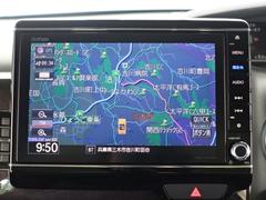 ホンダ純正ナビなのでダッシュボードに綺麗スッキリと収まっています、土地勘の無い所でも迷わず安心ですね！ 4