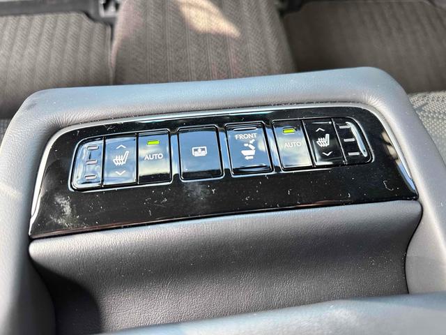 シートヒーターがあるため寒い冬場でも車に乗り込んで、体をすぐに温めることができます。