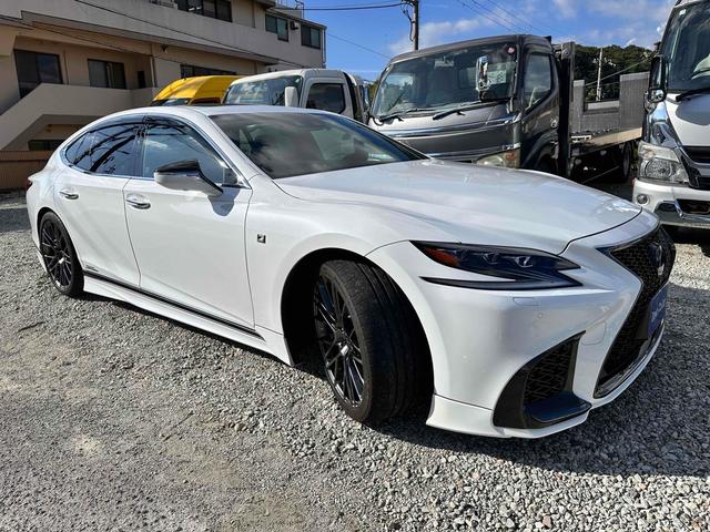 この度は当店のお車をご覧になっていただき、誠にありがとうございます。ぜひじっくりとご検討下さい。気軽にお問合せ・お見積りお待ちしております。