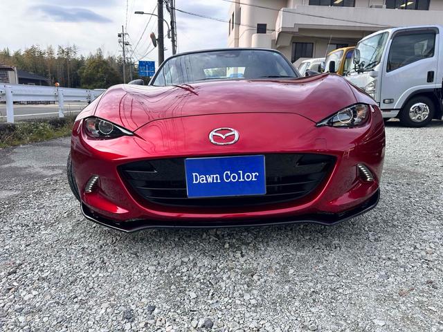 ロードスター Ｓスペシャルパッケージ　オープンカー　ドライブレコーダー　ＥＴＣ　クリアランスソナー　衝突被害軽減システム　ＬＥＤヘッドランプ　６ＭＴ　スマートキー　アルミホイール　フロントリップ　マフラーカッター　　ＡＢＳ　ＥＳＣ　ＵＳＢ（13枚目）