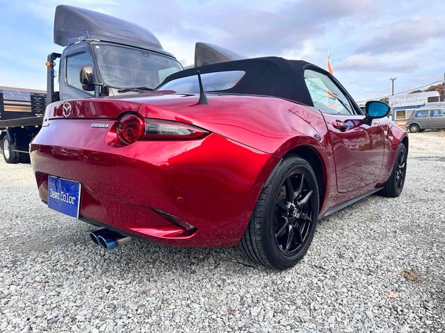 ロードスター Ｓスペシャルパッケージ　オープンカー　ドライブレコーダー　ＥＴＣ　クリアランスソナー　衝突被害軽減システム　ＬＥＤヘッドランプ　６ＭＴ　スマートキー　アルミホイール　フロントリップ　マフラーカッター　　ＡＢＳ　ＥＳＣ　ＵＳＢ（18枚目）