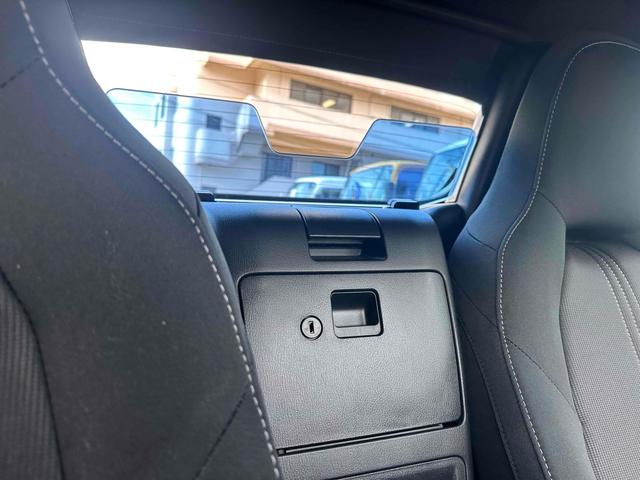 ロードスター Ｓスペシャルパッケージ　オープンカー　ドライブレコーダー　ＥＴＣ　クリアランスソナー　衝突被害軽減システム　ＬＥＤヘッドランプ　６ＭＴ　スマートキー　アルミホイール　フロントリップ　マフラーカッター　　ＡＢＳ　ＥＳＣ　ＵＳＢ（34枚目）