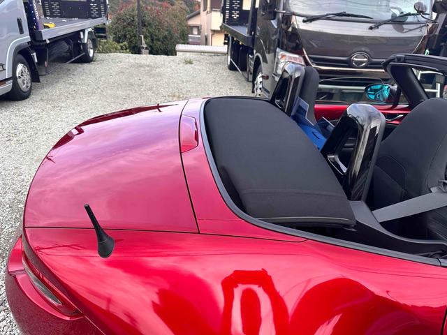 ロードスター Ｓスペシャルパッケージ　オープンカー　ドライブレコーダー　ＥＴＣ　クリアランスソナー　衝突被害軽減システム　ＬＥＤヘッドランプ　６ＭＴ　スマートキー　アルミホイール　フロントリップ　マフラーカッター　　ＡＢＳ　ＥＳＣ　ＵＳＢ（50枚目）