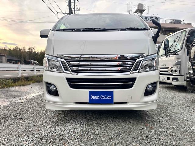 NV350キャラバンバン ロングライダープレミアムGXターボ 4WD ディーゼルターボ ETC2.0/パイオニア製ナビ/バックカメラ/カレディステアリングハンドル/社外ビルシュタインショックアブソーバー/リアベッドキッド車中泊仕様(4枚目)