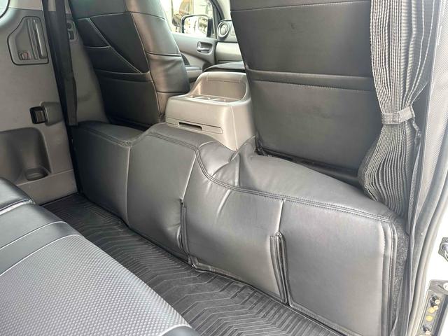 NV350キャラバンバン ロングライダープレミアムGXターボ 4WD ディーゼルターボ ETC2.0/パイオニア製ナビ/バックカメラ/カレディステアリングハンドル/社外ビルシュタインショックアブソーバー/リアベッドキッド車中泊仕様(26枚目)