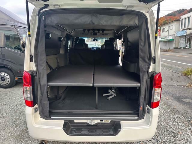 NV350キャラバンバン ロングライダープレミアムGXターボ 4WD ディーゼルターボ ETC2.0/パイオニア製ナビ/バックカメラ/カレディステアリングハンドル/社外ビルシュタインショックアブソーバー/リアベッドキッド車中泊仕様(29枚目)