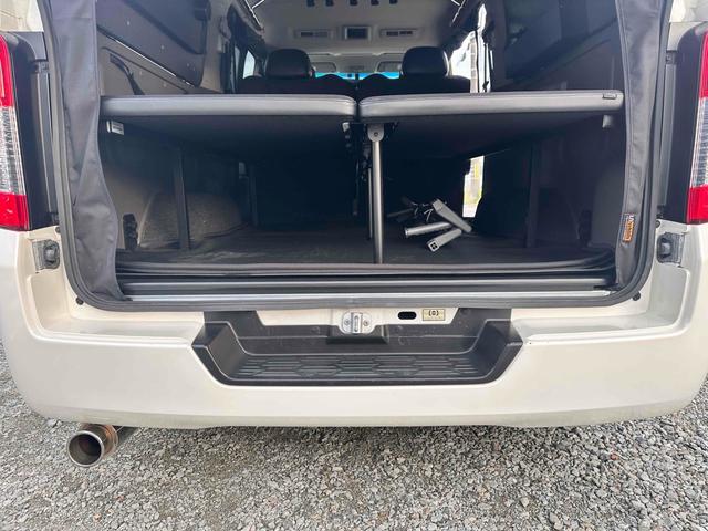 NV350キャラバンバン ロングライダープレミアムGXターボ 4WD ディーゼルターボ ETC2.0/パイオニア製ナビ/バックカメラ/カレディステアリングハンドル/社外ビルシュタインショックアブソーバー/リアベッドキッド車中泊仕様(30枚目)