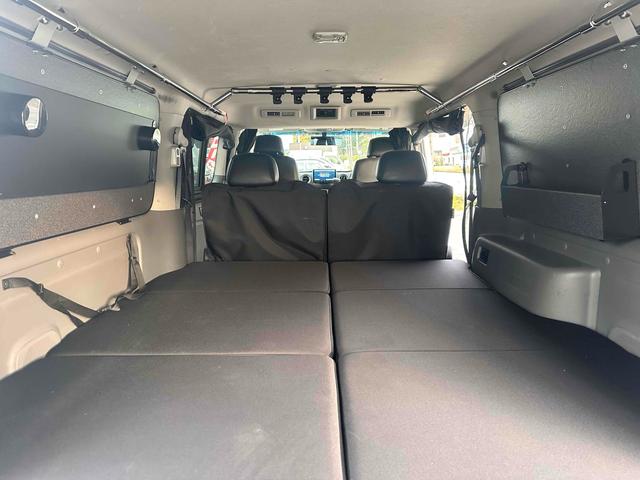 NV350キャラバンバン ロングライダープレミアムGXターボ 4WD ディーゼルターボ ETC2.0/パイオニア製ナビ/バックカメラ/カレディステアリングハンドル/社外ビルシュタインショックアブソーバー/リアベッドキッド車中泊仕様(31枚目)