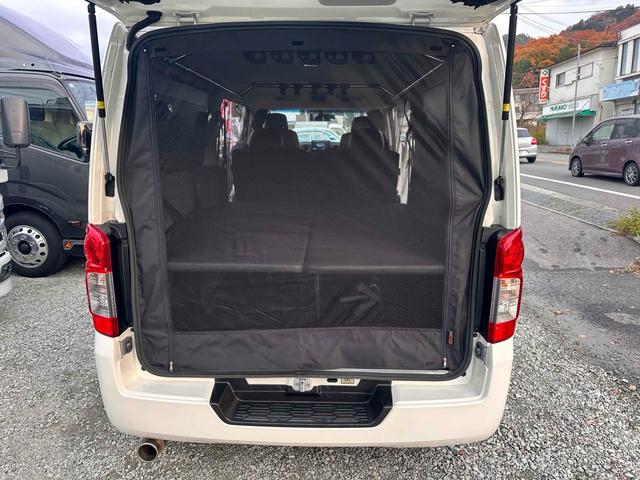 NV350キャラバンバン ロングライダープレミアムGXターボ 4WD ディーゼルターボ ETC2.0/パイオニア製ナビ/バックカメラ/カレディステアリングハンドル/社外ビルシュタインショックアブソーバー/リアベッドキッド車中泊仕様(42枚目)