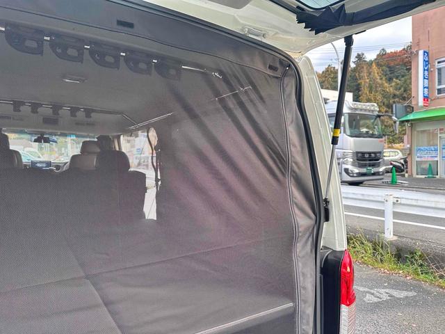 NV350キャラバンバン ロングライダープレミアムGXターボ 4WD ディーゼルターボ ETC2.0/パイオニア製ナビ/バックカメラ/カレディステアリングハンドル/社外ビルシュタインショックアブソーバー/リアベッドキッド車中泊仕様(43枚目)