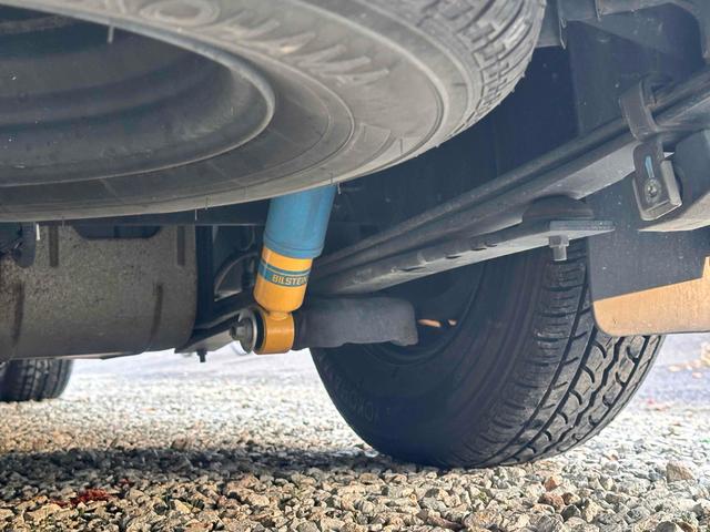 NV350キャラバンバン ロングライダープレミアムGXターボ 4WD ディーゼルターボ ETC2.0/パイオニア製ナビ/バックカメラ/カレディステアリングハンドル/社外ビルシュタインショックアブソーバー/リアベッドキッド車中泊仕様(53枚目)