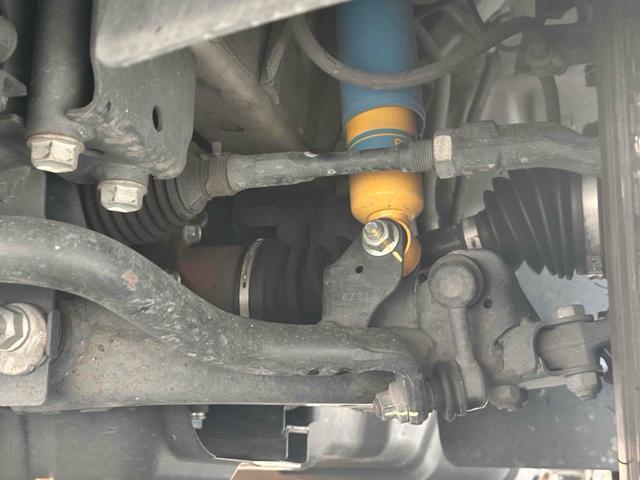 NV350キャラバンバン ロングライダープレミアムGXターボ 4WD ディーゼルターボ ETC2.0/パイオニア製ナビ/バックカメラ/カレディステアリングハンドル/社外ビルシュタインショックアブソーバー/リアベッドキッド車中泊仕様(55枚目)