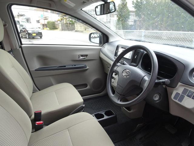 X キーレスエントリー アイドリングストップ 電動格納ミラー CVT 盗難防止システム ABS CD ミュージックプレイヤー接続可 アルミホイール 衝突安全ボディ エアコン パワーステアリング(6枚目)