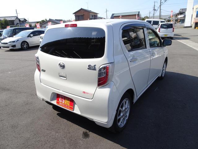 X キーレスエントリー アイドリングストップ 電動格納ミラー CVT 盗難防止システム ABS CD ミュージックプレイヤー接続可 アルミホイール 衝突安全ボディ エアコン パワーステアリング(12枚目)