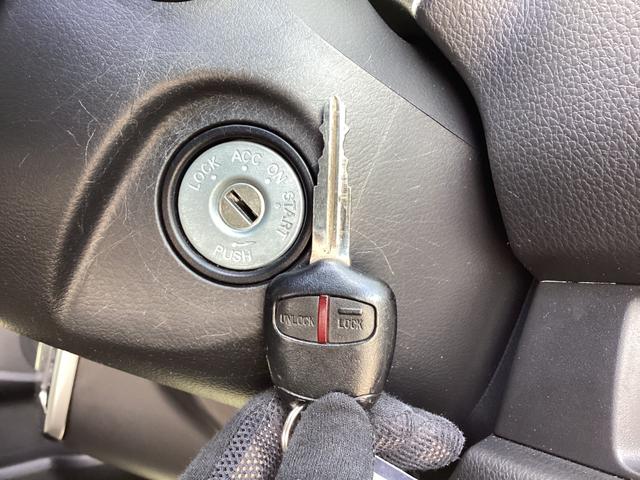 ハイウェイスター J TV HID キーレスエントリー 電動格納ミラー ベンチシート CVT ABS CD USB ミュージックプレイヤー接続可 アルミホイール 衝突安全ボディ エアコン パワーステアリング(7枚目)