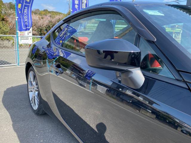 ８６ ＧＴリミテッド　ＥＴＣ　バックカメラ　ナビ　ＴＶ　ＡＴ　オートライト　ＨＩＤ　スマートキー　電動格納ミラー　シートヒーター　アルミホイール　盗難防止システム　衝突安全ボディ　ＡＢＳ　ＥＳＣ　ＣＤ　ＤＶＤ再生（36枚目）
