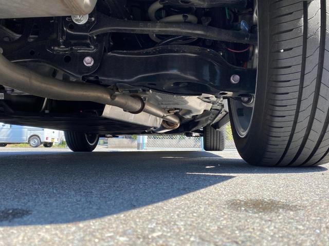 ＲＸ ＲＸ３５０　Ｆスポーツ　４ＷＤ　全周囲カメラ　クリアランスソナー　オートクルーズコントロール　レーンアシスト　パワーシート　パークアシスト　衝突被害軽減システム　サンルーフ　ナビ　ＴＶ　オートマチックハイビーム　オートライト（68枚目）