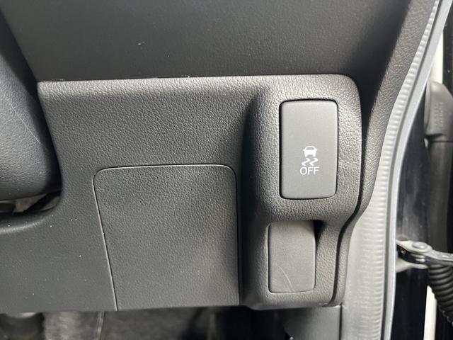 Ｎ－ＢＯＸカスタム Ｇ　スライドドア　ＨＩＤ　スマートキー　アイドリングストップ　ＣＶＴ　盗難防止システム　ＡＢＳ　ＥＳＣ　アルミホイール　エアコン　パワーステアリング　パワーウィンドウ（15枚目）