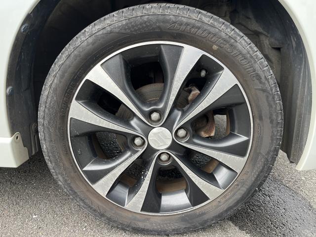 ワゴンＲスティングレー Ｔ　ＨＩＤ　ＣＶＴ　盗難防止システム　ＡＢＳ　アルミホイール　衝突安全ボディ　エアコン　パワーステアリング　パワーウィンドウ（31枚目）