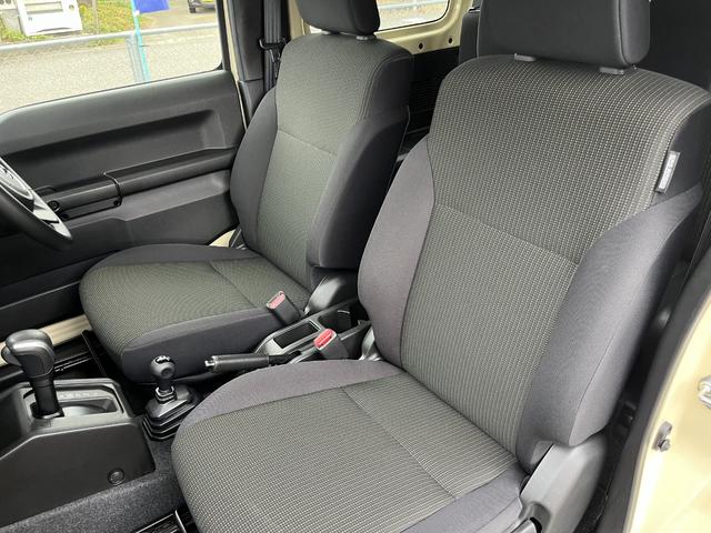 ジムニー ＸＣ　４ＷＤ　オートクルーズコントロール　衝突被害軽減システム　ＬＥＤヘッドランプ　スマートキー　アイドリングストップ　ＡＴ　盗難防止システム　ＡＢＳ　ＥＳＣ　アルミホイール　衝突安全ボディ　エアコン（21枚目）