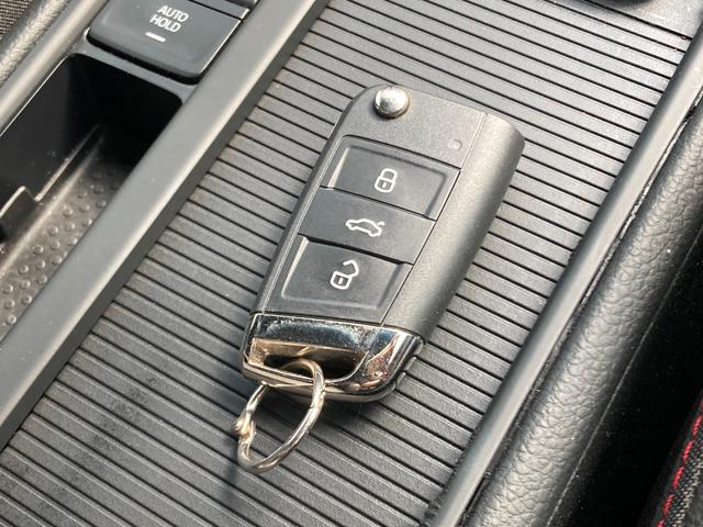 VOLKSWAGEN GOLF GTI PERFORMANCE