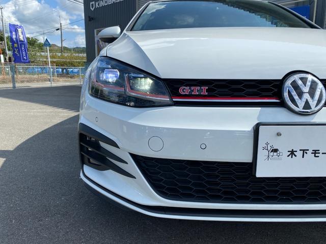VOLKSWAGEN GOLF GTI PERFORMANCE