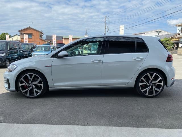 VOLKSWAGEN GOLF GTI PERFORMANCE