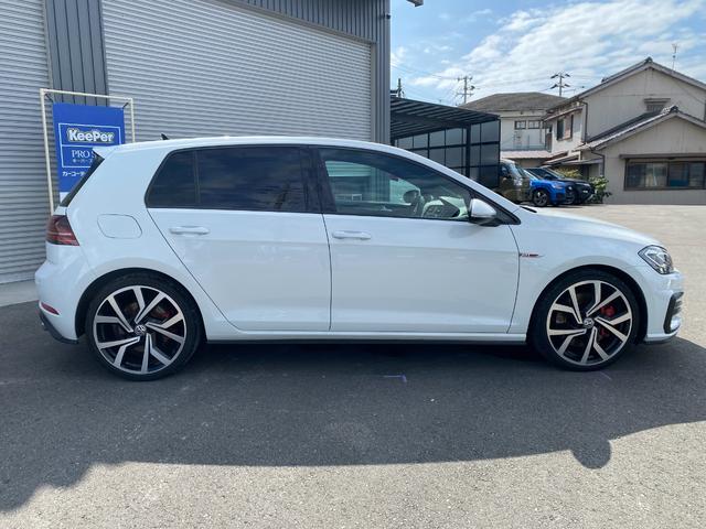 VOLKSWAGEN GOLF GTI PERFORMANCE