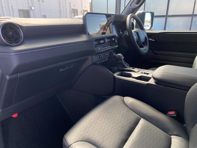 ランドクルーザー250 VX 4WD 全周囲カメラ クリアランスソナー オートクルーズコントロール レーンアシスト 衝突被害軽減システム サンルーフ ナビ TV オートマチックハイビーム オートライト LEDヘッドランプ(42枚目)