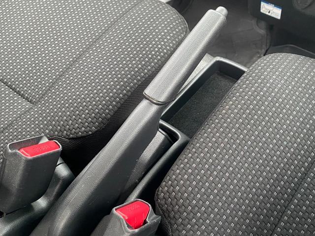 ハイゼットカーゴ DX SAIII AT 衝突被害軽減システム ETC ナビ TV 両側スライドドア キーレスエントリー アイドリングストップ オートマチックハイビーム アルミホイール ABS ESC エアコン(28枚目)