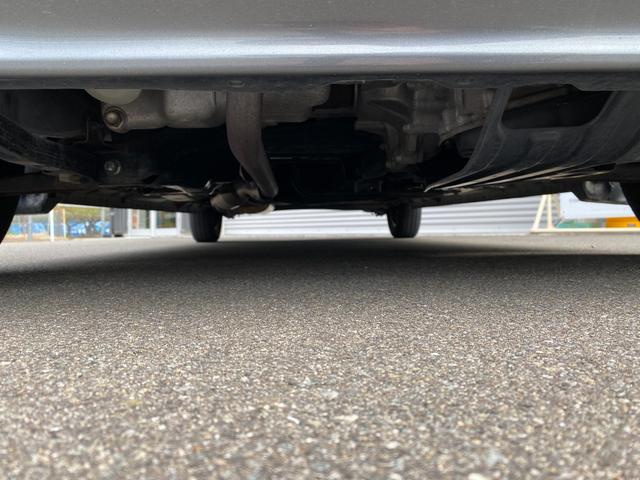 Ｎ－ＢＯＸカスタム Ｇ　ナビ　オートライト　ＨＩＤ　スマートキー　アイドリングストップ　電動格納ミラー　ベンチシート　ＣＶＴ　盗難防止システム　ＡＢＳ　ＥＳＣ　ＣＤ　ＵＳＢ　エアコン　パワーステアリング　パワーウィンドウ（62枚目）