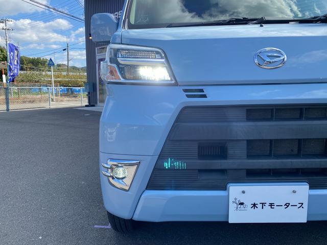 ハイゼットカーゴ クルーズターボ　ＡＴ　衝突被害軽減システム　ＥＴＣ　ナビ　ＴＶ　バックカメラ　両側スライドドア　キーレスエントリー　アイドリングストップ　電動格納ミラー　オートマチックハイビーム　アルミホイール　ＡＢＳ（31枚目）