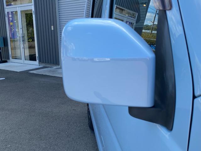 ハイゼットカーゴ クルーズターボ　ＡＴ　衝突被害軽減システム　ＥＴＣ　ナビ　ＴＶ　バックカメラ　両側スライドドア　キーレスエントリー　アイドリングストップ　電動格納ミラー　オートマチックハイビーム　アルミホイール　ＡＢＳ（32枚目）