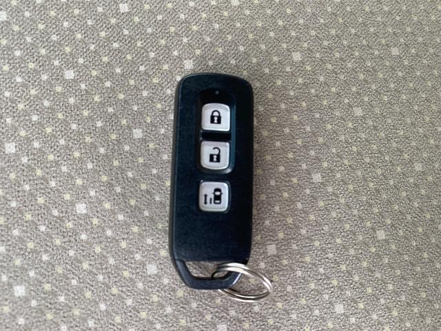 Ｎ－ＢＯＸ Ｇ・Ｌパッケージ　バックカメラ　両側スライド・片側電動　ナビ　ＴＶ　スマートキー　アイドリングストップ　電動格納ミラー　ベンチシート　ＣＶＴ　盗難防止システム　ＡＢＳ　ＥＳＣ　ＣＤ　ＤＶＤ再生　ＵＳＢ（26枚目）