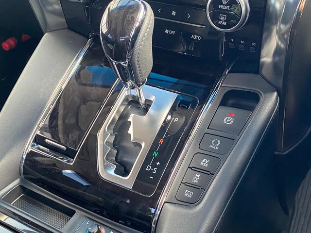 アルファードハイブリッド ＳＲ　Ｃパッケージ　４ＷＤ　全周囲カメラ　ナビ　ＴＶ　クリアランスソナー　オートクルーズコントロール　レーンアシスト　衝突被害軽減システム　両側電動スライドドア　オートマチックハイビーム　オートライト　ＬＥＤヘッドランプ（20枚目）