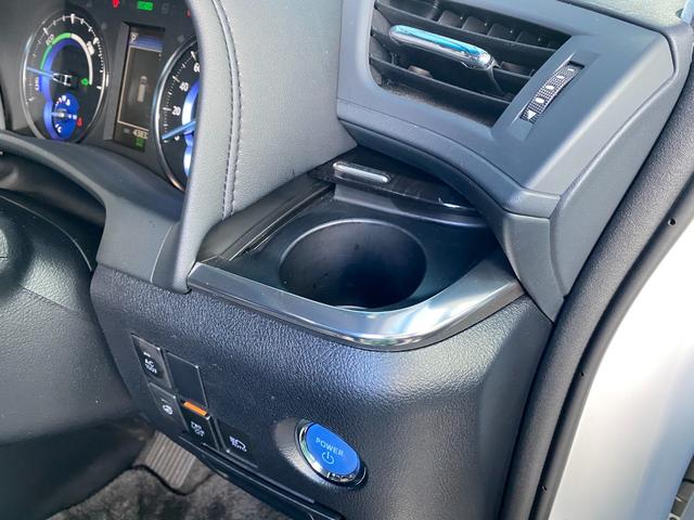 アルファードハイブリッド ＳＲ　Ｃパッケージ　４ＷＤ　全周囲カメラ　ナビ　ＴＶ　クリアランスソナー　オートクルーズコントロール　レーンアシスト　衝突被害軽減システム　両側電動スライドドア　オートマチックハイビーム　オートライト　ＬＥＤヘッドランプ（60枚目）