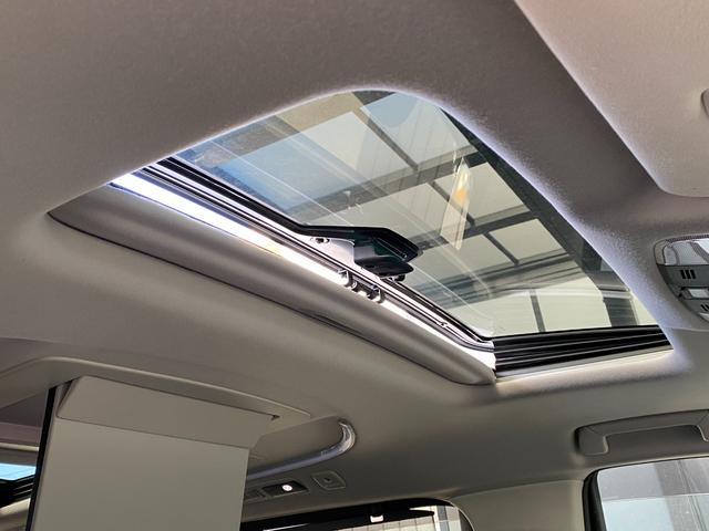 アルファードハイブリッド ＳＲ　Ｃパッケージ　４ＷＤ　全周囲カメラ　ナビ　ＴＶ　クリアランスソナー　オートクルーズコントロール　レーンアシスト　衝突被害軽減システム　両側電動スライドドア　オートマチックハイビーム　オートライト　ＬＥＤヘッドランプ（67枚目）